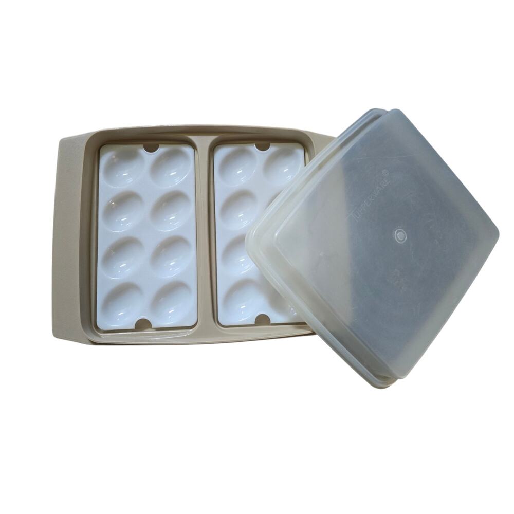 Vintage Tupperware Deviled Egg Keeper Holds a Dozen Harvest Gold 723-3